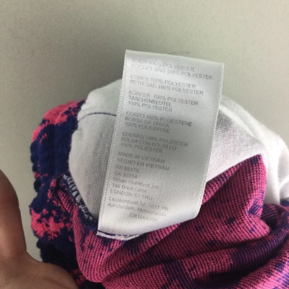 Urban Outfitters Floral Jacquard Terry Towel Hot Pink Shorts Size Small